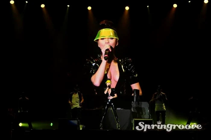 Inna in concert la Tokyo