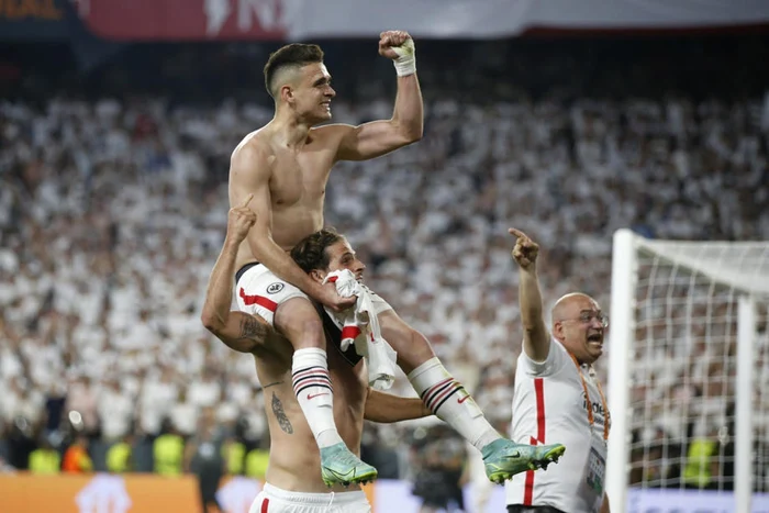 Columbianul Rafael Borre, eroul serii pentru Eintracht Frankfurt FOTO EPA-EFE