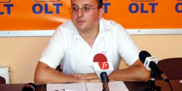 Deputatul Daniel Bărbulescu a părăsit PDL cu o lună înainte de alegerile locale, cum a procedat în 2008 plecând din PSD