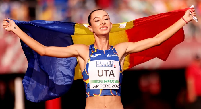 Ștefania Uță, fericită după cursa senzațională de la Europenele de atletism. Foto Getty images