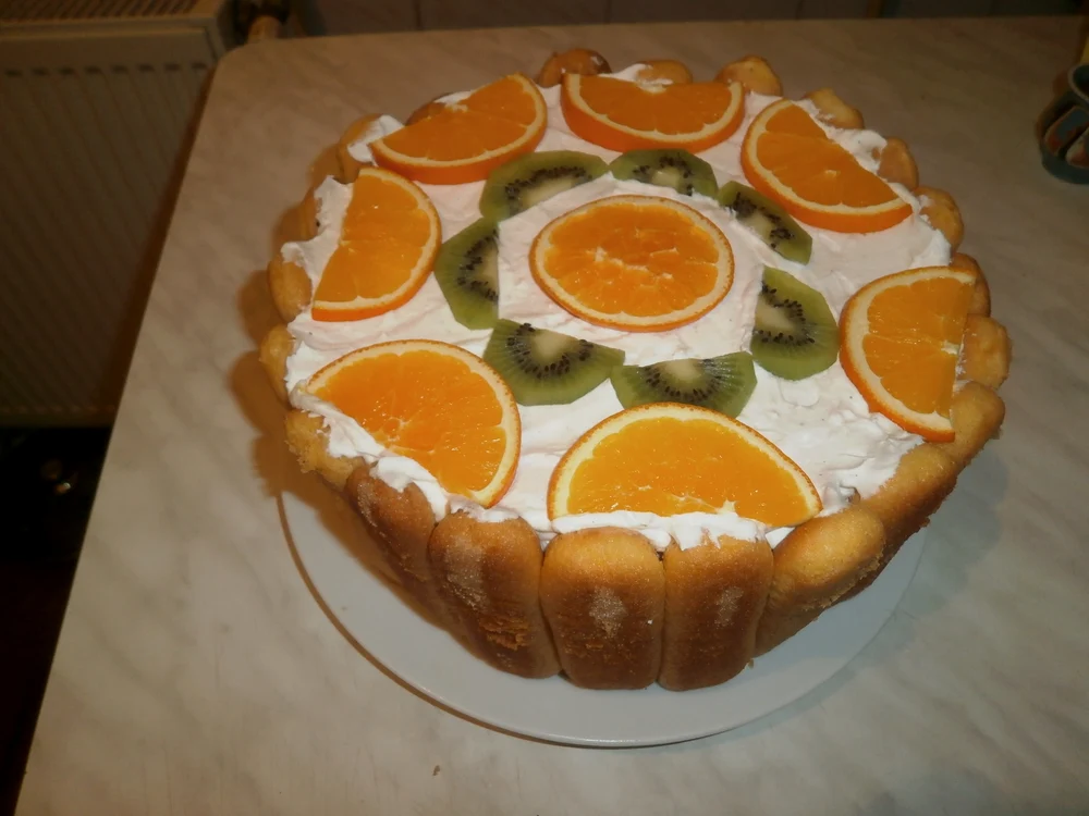 Tort diplomat cu fructe