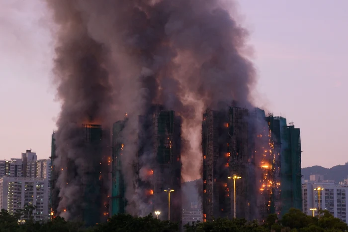 Incendiu devastator în Hong Kong. Foto: AFP