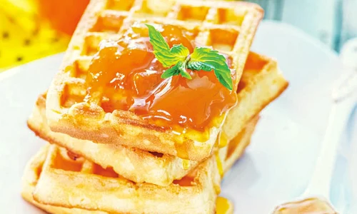 gofre cu gem de caise jpg