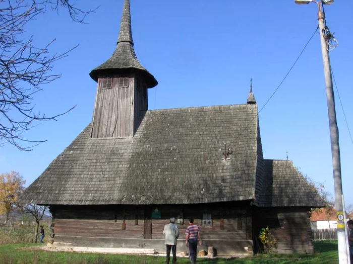 Biserica de lemn de la Lazuri de Beius