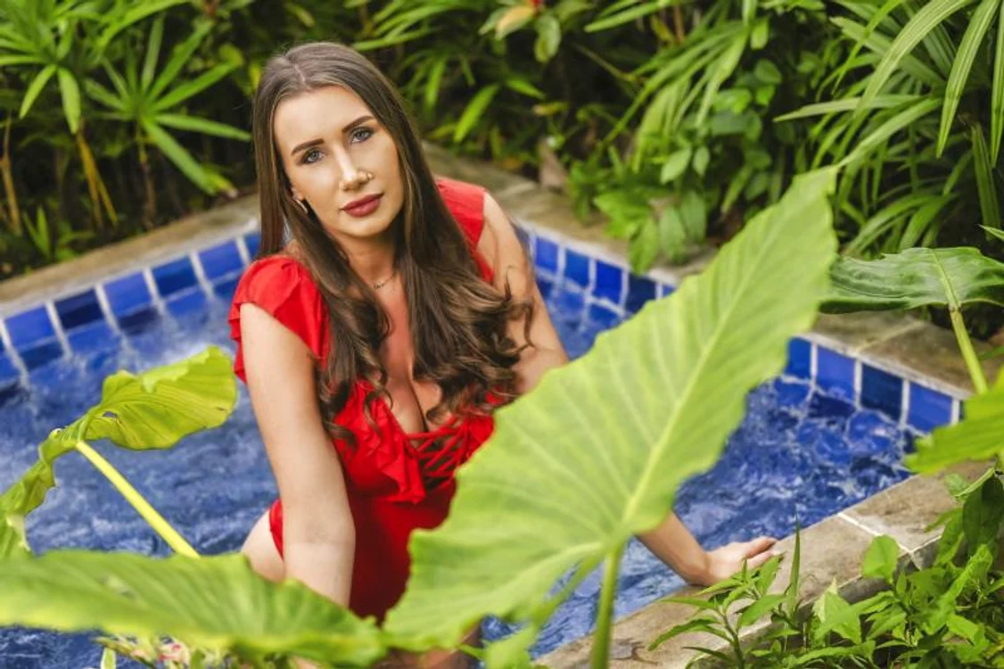 Antonela Pătruț nu mai crede în poveștile de dragoste cu final fericit Sursă foto: Antena 1