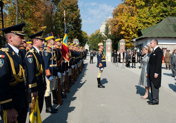 42 majestatea sa margareta reinhumarea reginei elena la curtea de arges 25 jpg jpeg