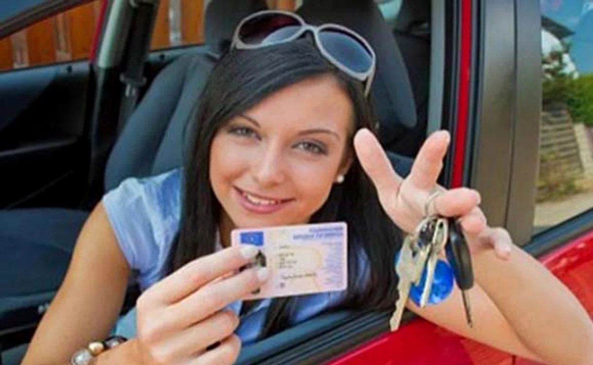 
    Iată 7 paşi simpli pentru a trece cu brio întregul proces de obţinere a permisului  