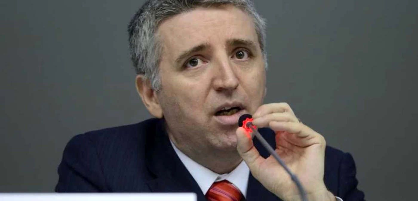 Tudorel Andrei, preşedintele INS, a declarat pentru „Adevărul“ că datele privind evoluţia PIB nu au fost transmise premierului şi că cele prezentate de Ponta sunt cu mult sub cele ce urmează să fie făcute publice vineri, la ora 10.00 FOTO Mediafax