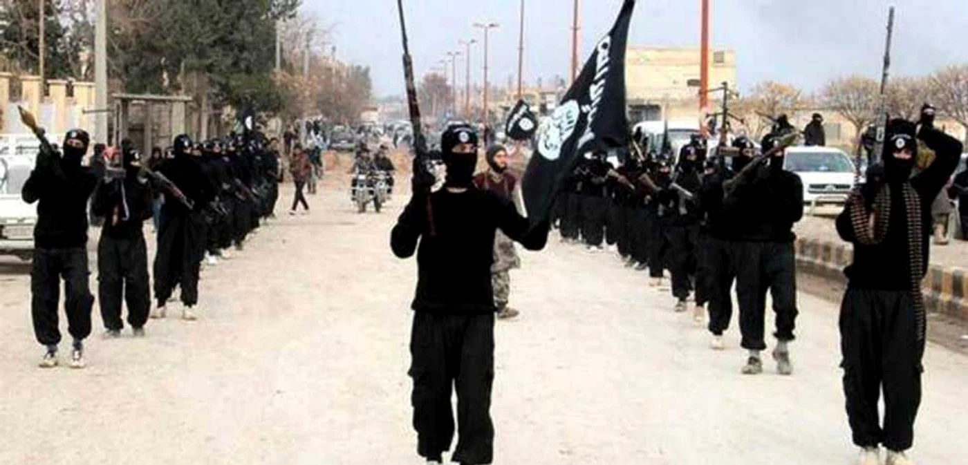 Jihadişti din cadrul Statului Islamic la Rakka FOTO AP