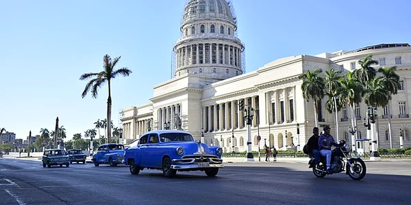 640px Cuba Havana Caribbean Old Habana Building Travel jpg