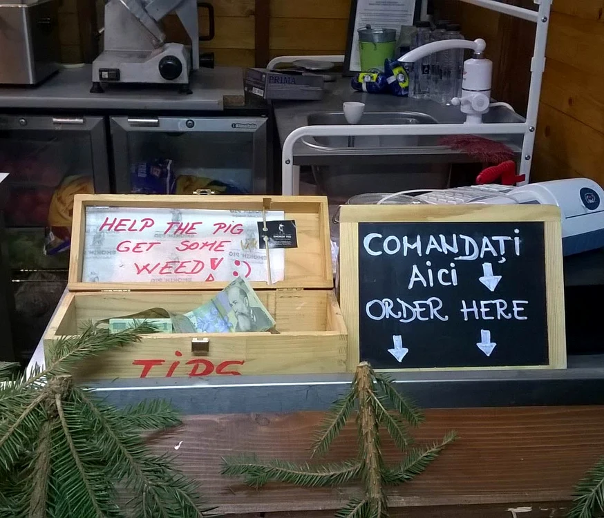 Cu ochii n 3,14 jpeg