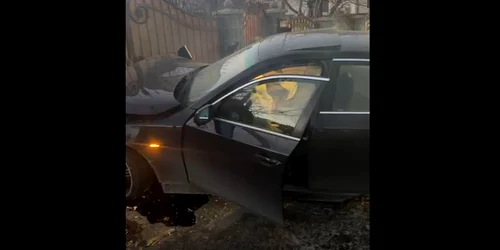 a fugit de polițiști și s a ascuns în cimitir Foto Captură Video News Bucovina jpg