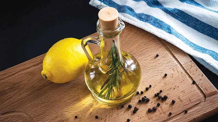 În timpul postului,  există anumite zile  cu dezlegare la undelemn