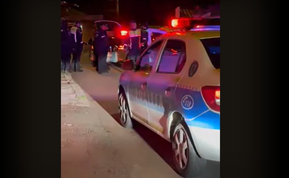 Un șofer care circula haotic, urmărit și prins de poliţişti în Constanța. Avea o alcoolemie uriașă