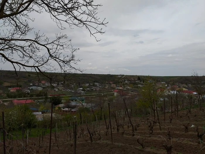 Tot mai multe sate din mediul rural sunt depopulate FOTO: C.Mazilu