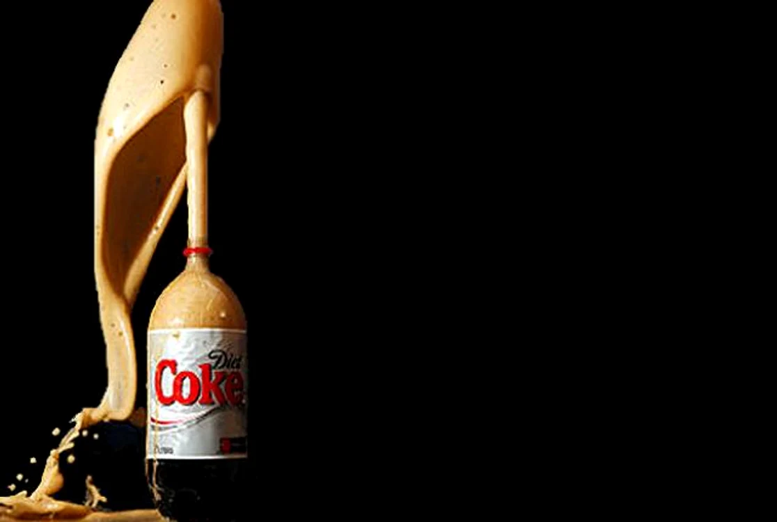 O combinaţie explozivă: Cola dietetică şi Mentos