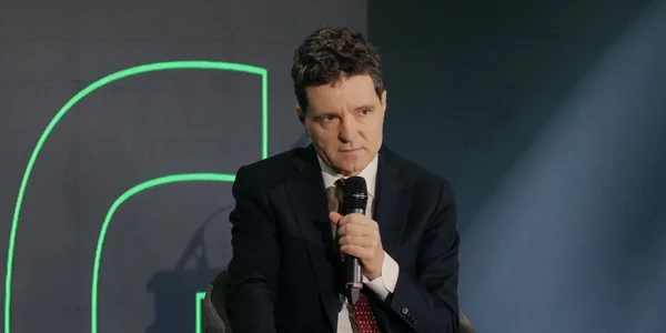 Nicusor Dan la Summitul pentru guvernanță digitală 2025 foto captura video FB png