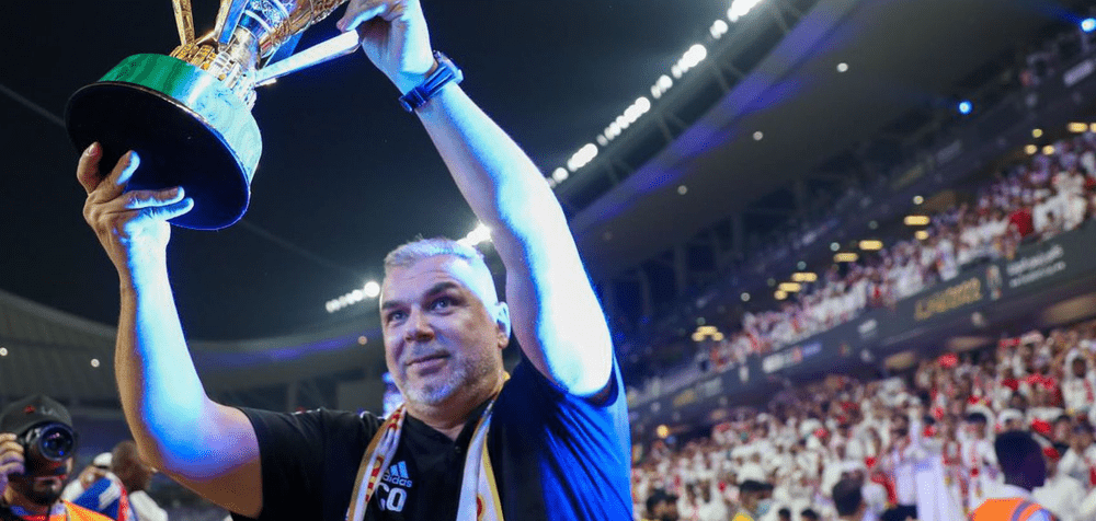 Cosmin Olăroiu, încă un trofeu! Are 14 titluri câștigate în zona Golfului