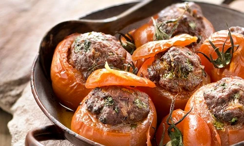 rosii umplute cu carne de vita 580x400 jpeg