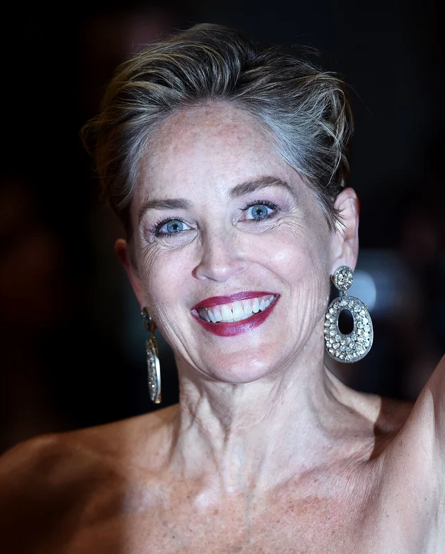Sharon Stone la Cannes (10) jpg