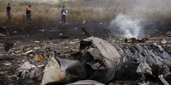 avion prabusit in franta ucraina malaysia airlines