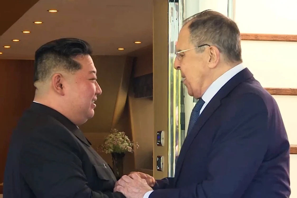 Serghei Lavrov și Kim Jong-un FOTO Profimedia