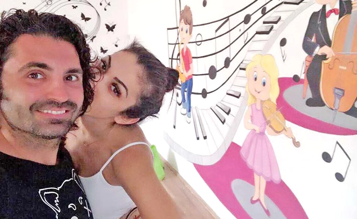 Grădiniţa privată a fost deschisă în toamna lui 2017 şi merge de minune. Raluca, soţia lui Pepe, este mână de fier
