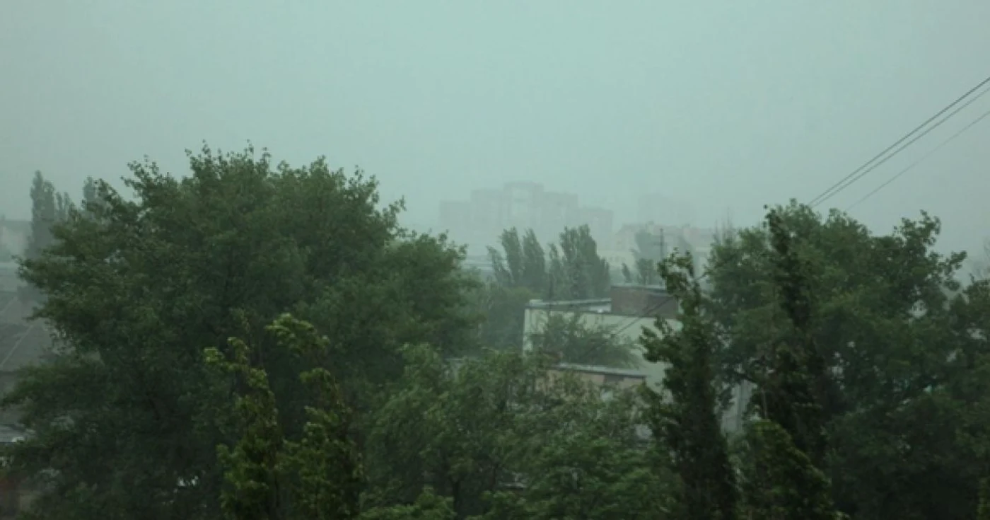 Un nou cod galben de ploi cu descărcări electrice FOTO Dumitru Goncear