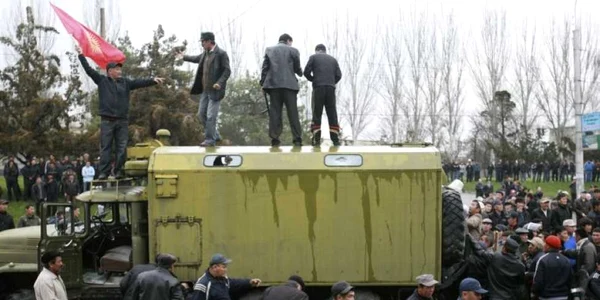 Violenţe în Kârgâzstan 