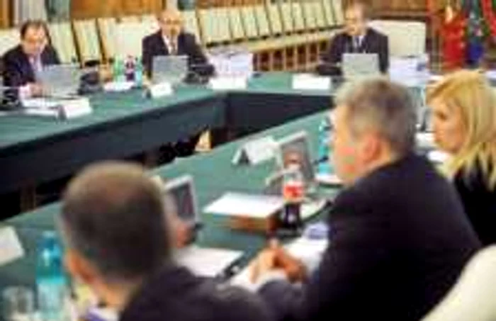 Miniştrii au luat în primire noile sarcini de serviciu