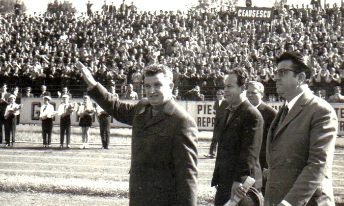 Patriotismul tovarășului Nicolae Ceaușescu – un mit al Epocii de Aur jpeg