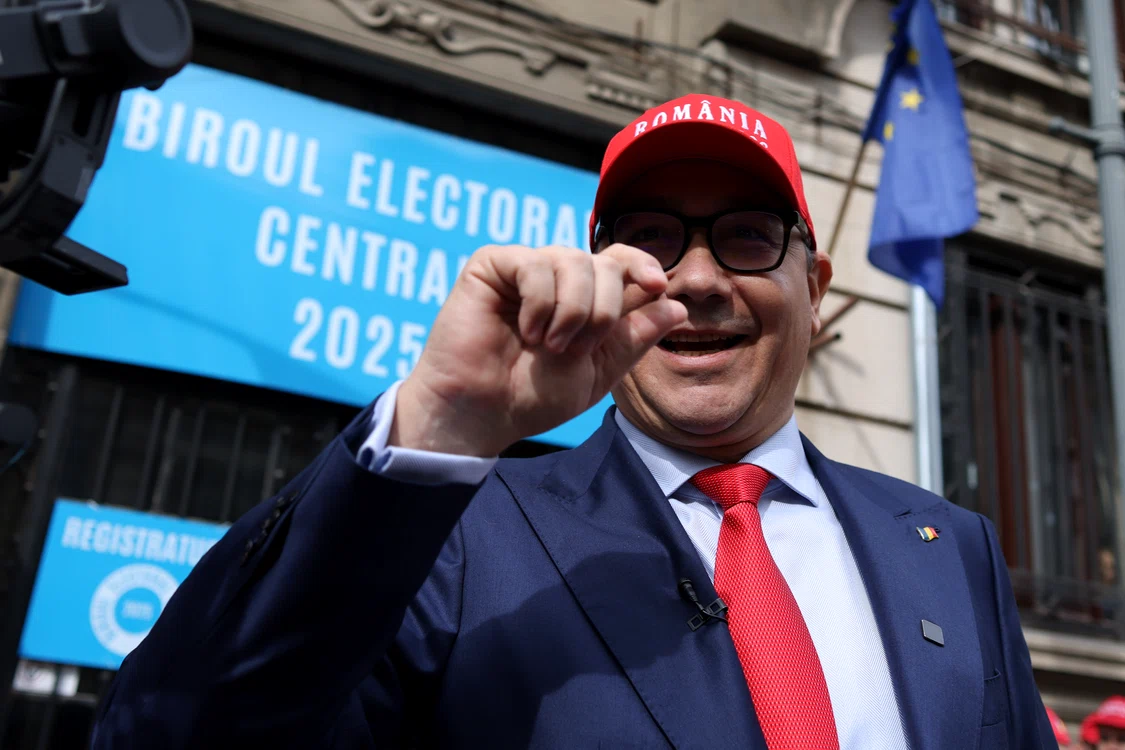 Ponta l-ar putea trimite în finală pe Nicușor Dan în detrimentul lui Crin Antonescu FOTO Inquam