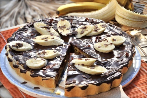 tarta cu banane si ciocolata jpeg