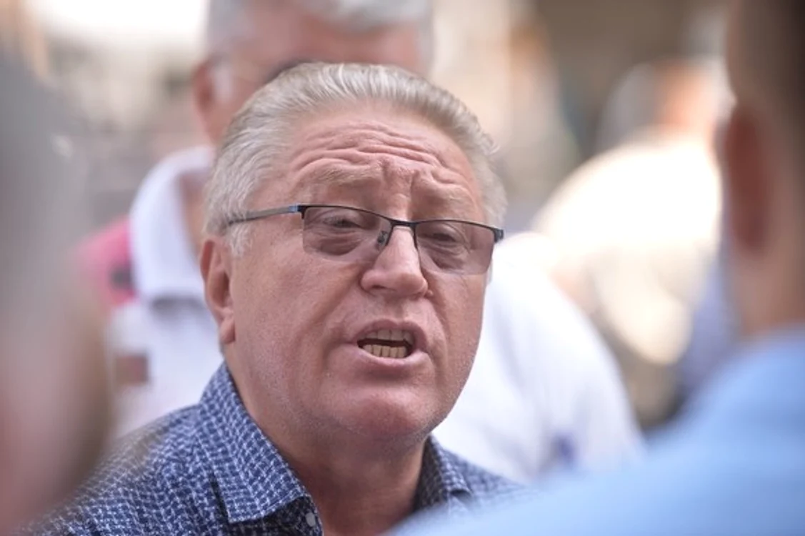 
    Ion Rădoi, liderul de sindicat de la metrou, este artizanul afacerilor din subteran  