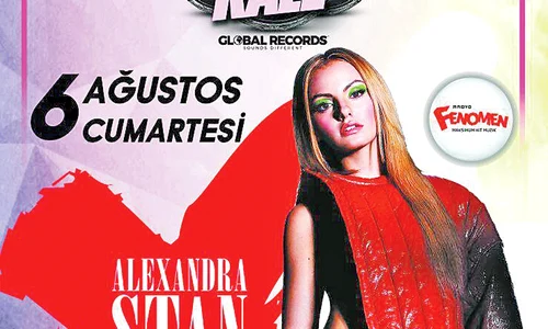 12 13 vedete 2 col alexandra stan gif