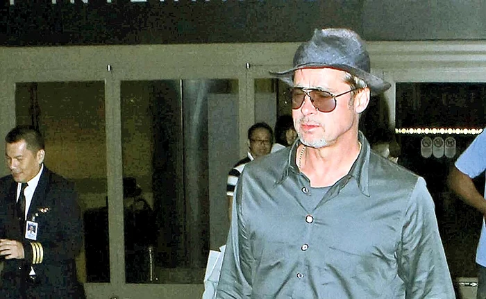 
     Starul este chinuit de o depresie  severă de când a rămas singur  