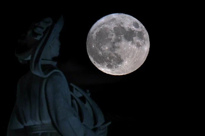 Superluna Albastră Foto: EPA EFE