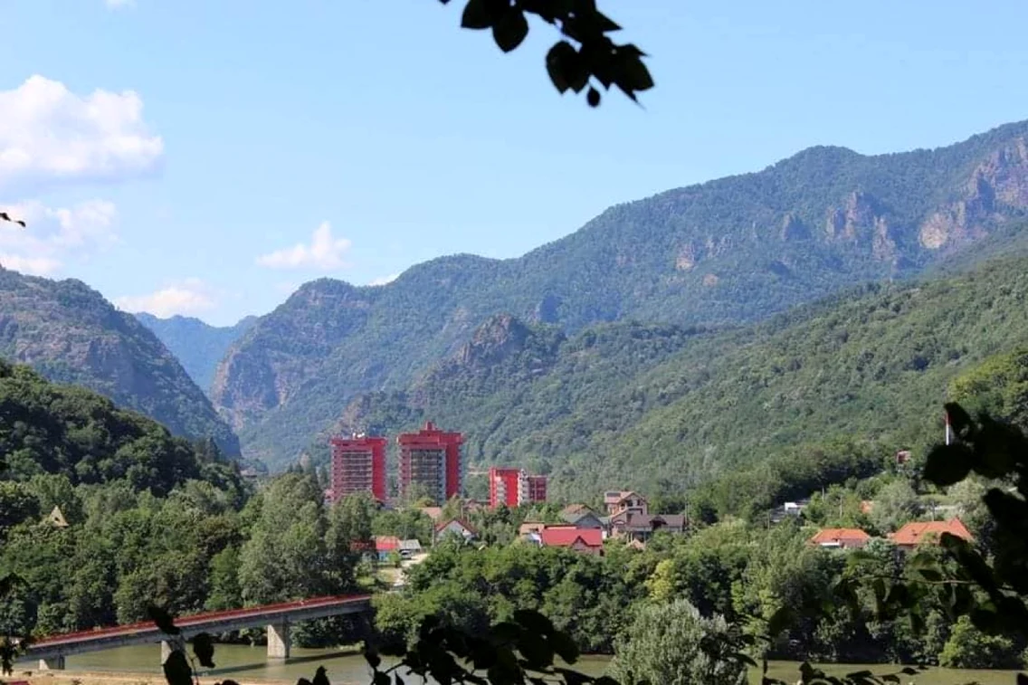 Staţiunea Călimăneşti - Căciulata din Vâlcea Foto Adevărul