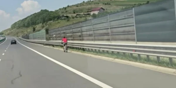 biciclist pe autostrada capturî video StirideCluj jpg
