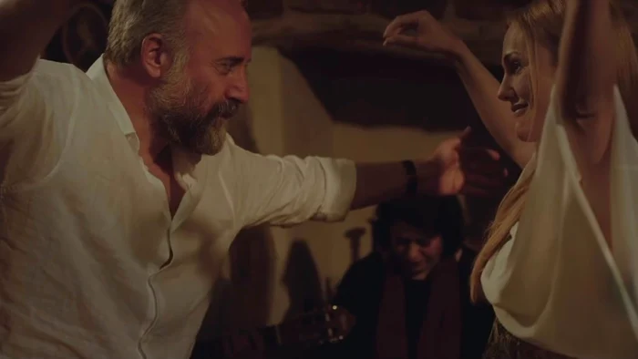 Halit Ergenç și Meryem Uzerli, din nou împreună după aproape 15 ani/ sursa captură Instagram 