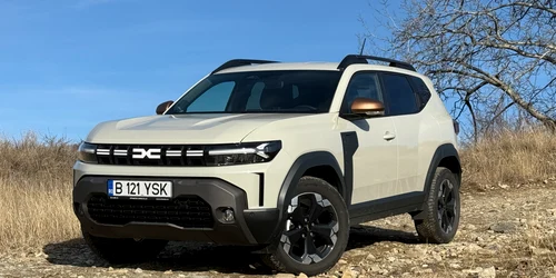 Dacia Duster TCe 130 4x4  Foto Adevărul Foto jpg