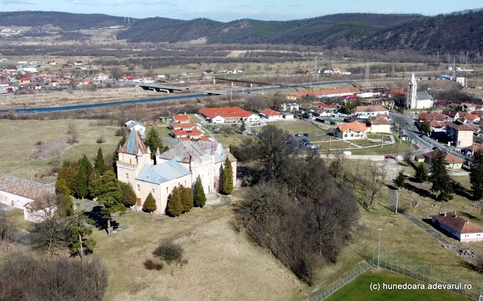 Castelul Kendeffy din Sântamaria Orlea. Foto: Daniel Guță.