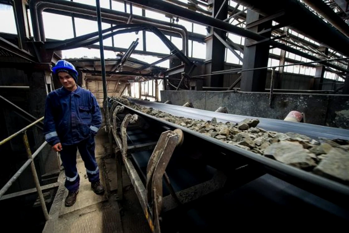 Linie de măcinare a minereului de la Cupru Min Abrud