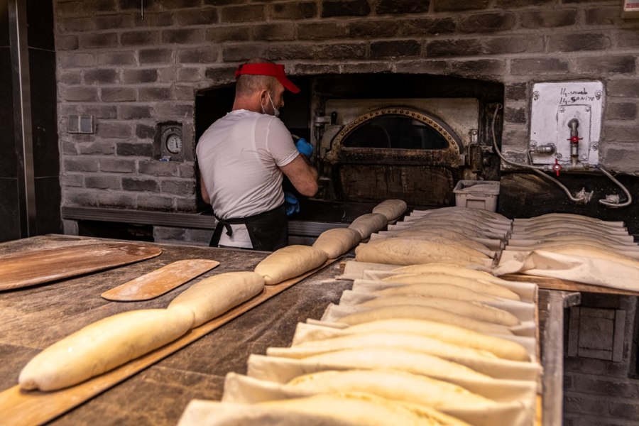 O fabrică de pâine din Ilfov a fost închisă de comisarii ANPC