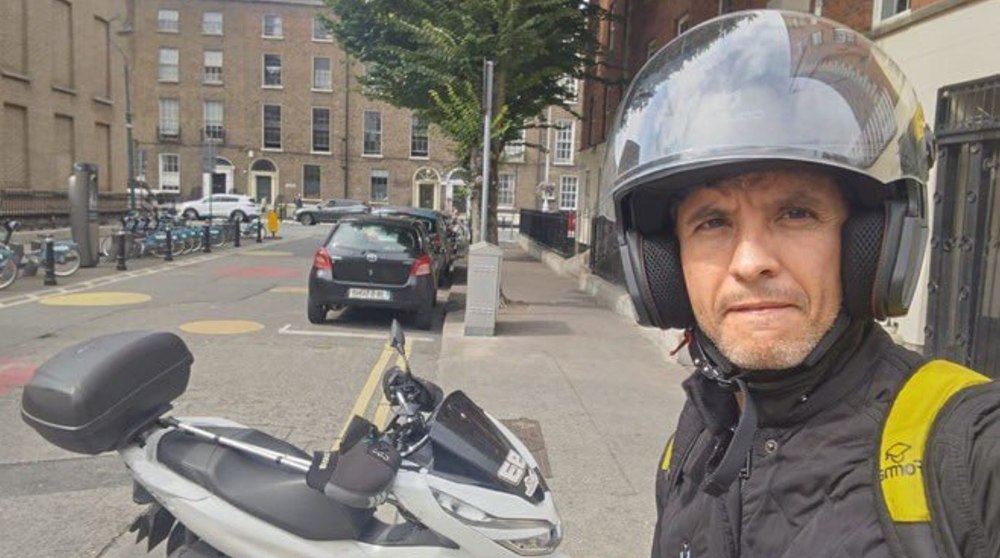 Recompensă de sute de mii de euro pentru curierul brazilian care a oprit atacul armat de la școala din Dublin. Cum a acționat