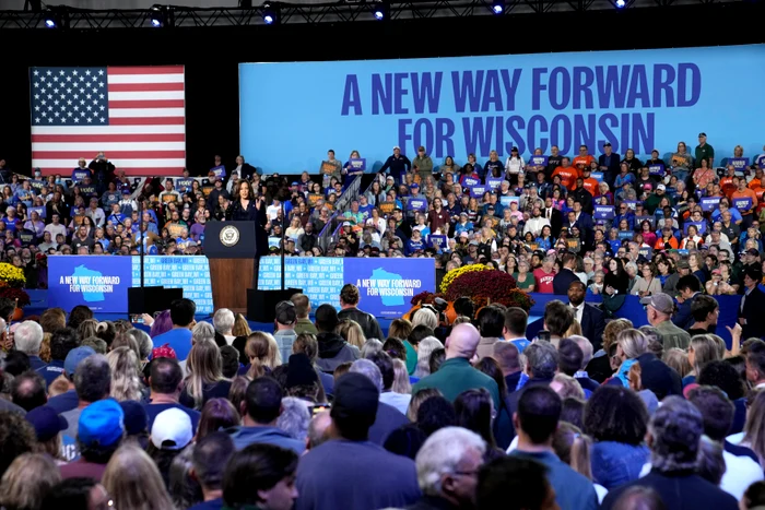 Kamala Harris în campanie în Wisconsin FOTO PROFIMEDIA