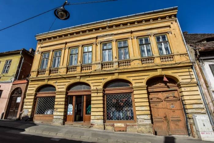 casa iohannis gen magheru 35 foto silvana armat