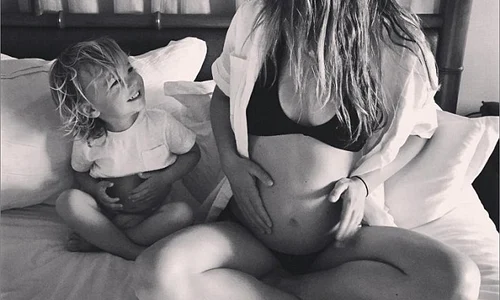 olivia insarcinata din nou jpeg