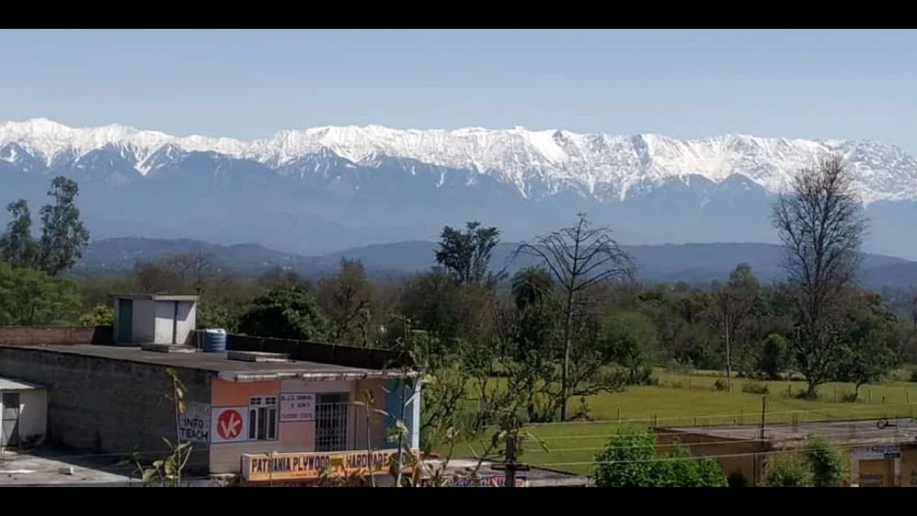 Himalaya văzută din India Foto via Twitter
