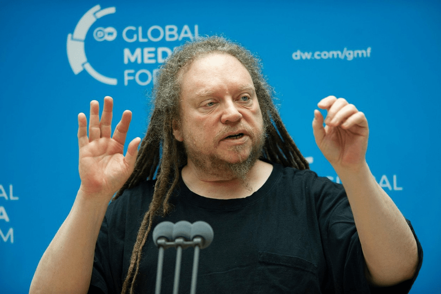 „Suntem în pericol de extincție”, avertizează inventatorul realității virtuale